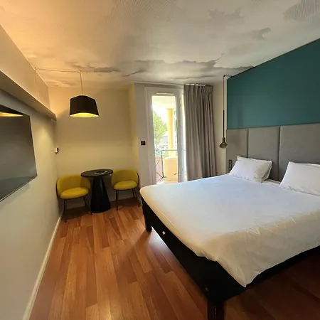 Ibis Sete Les Bains Bien-etre Et بالاروك ليه بان