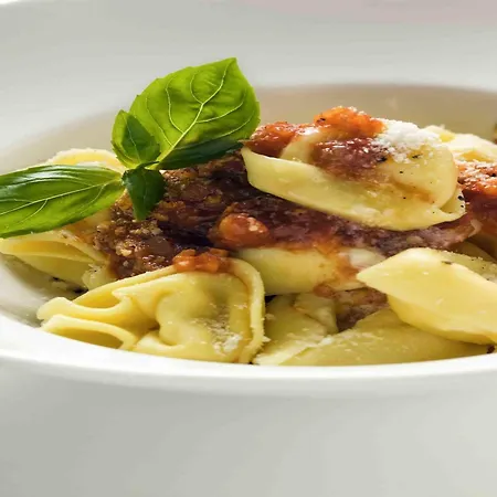 Ibis Sete Les Bains Bien-etre Et 3* بالاروك ليه بان