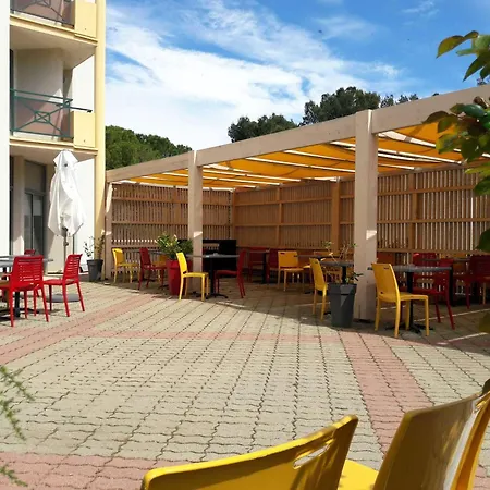 Ibis Sete Les Bains Bien-etre Et 3*