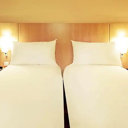 Ibis Sete Les Bains Bien-etre Et 3* Баларук-ле-Бен