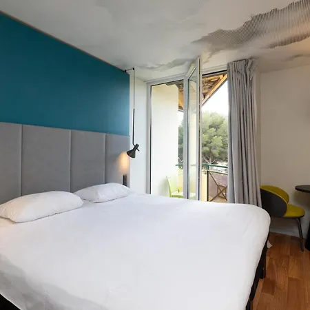 Hotel Ibis Sete Les Bains Bien-etre Et 3*