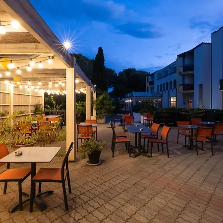 Ibis Sete Les Bains Bien-etre Et 3*