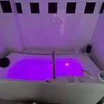 Ibis Sete Les Bains Bien-etre Et 3*