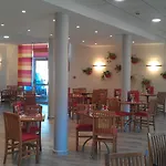 Ibis Sete Les Bains Bien-etre Et Hotel 3*
