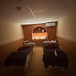 Ibis Sete Les Bains Bien-etre Et 巴拉吕克莱班