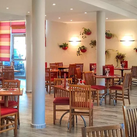 Ibis Sete Les Bains Bien-etre Et Hotel 3*