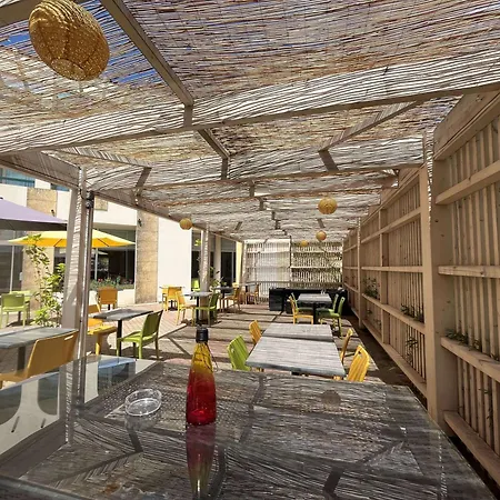 Ibis Sete Les Bains Bien-etre Et 3*