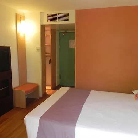 Hotel Ibis Sète Les Bains Bien-être Et 3*