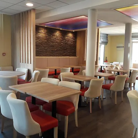 Hotel Ibis Sete Les Bains Bien-etre Et 3*