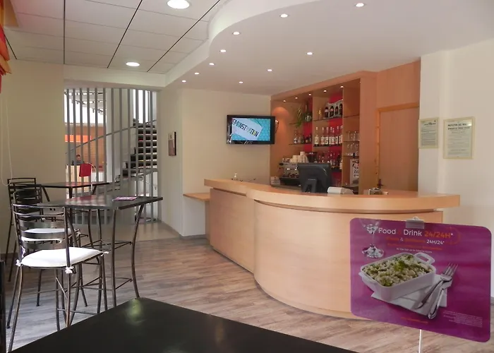 Ibis Sete Les Bains Bien-etre Et 3*