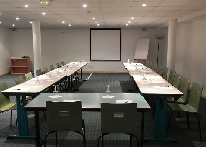 Ibis Sete Les Bains Bien-etre Et Balaruc-les-Bains